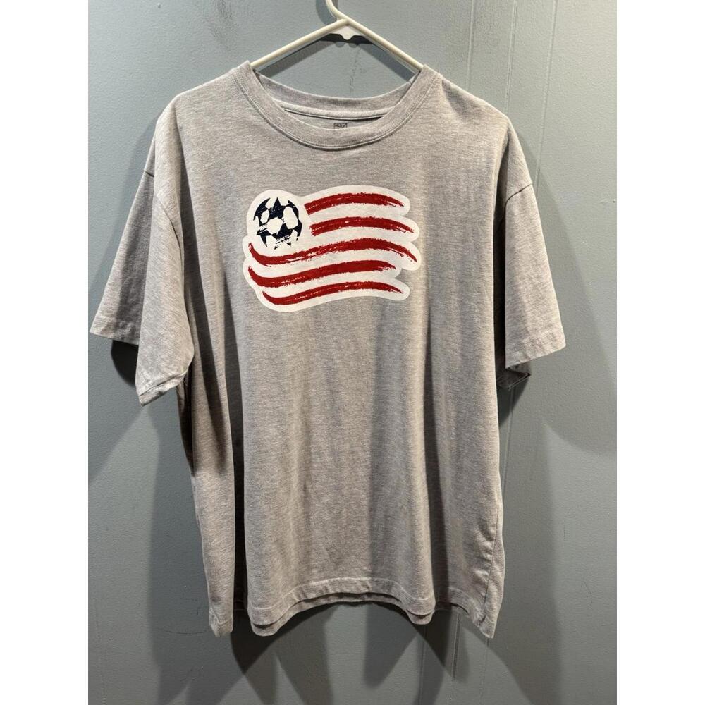 Mens Fanatics T  Shirts Size XL Gray New England Revolution